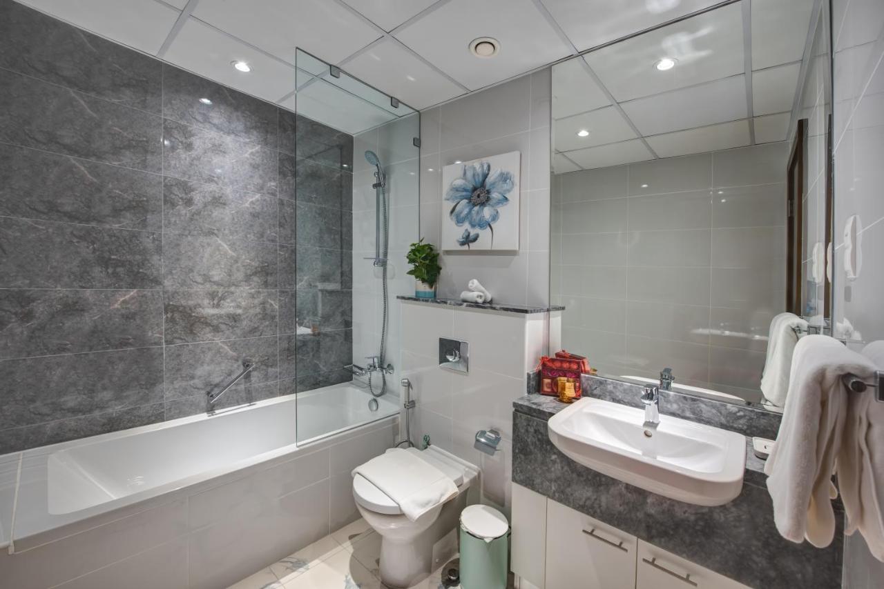 Durrani Homes - Lux 1Br At Al Habtoor Amna Tower Дубай Екстер'єр фото